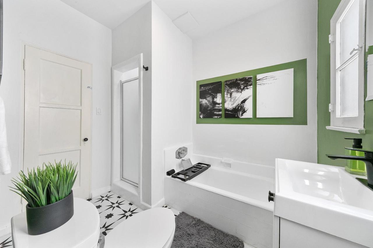 Beverly Hills Stylish & Central 1 Bedroom Apt + Parking Los Angeles Kültér fotó